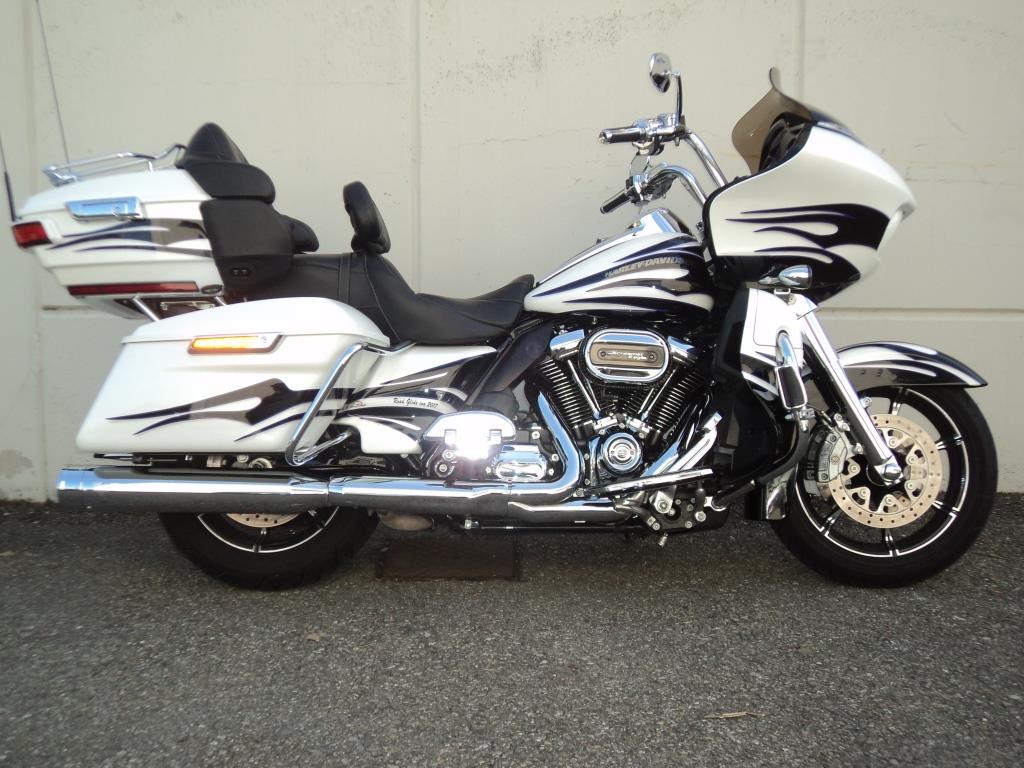 street glide cvo usata