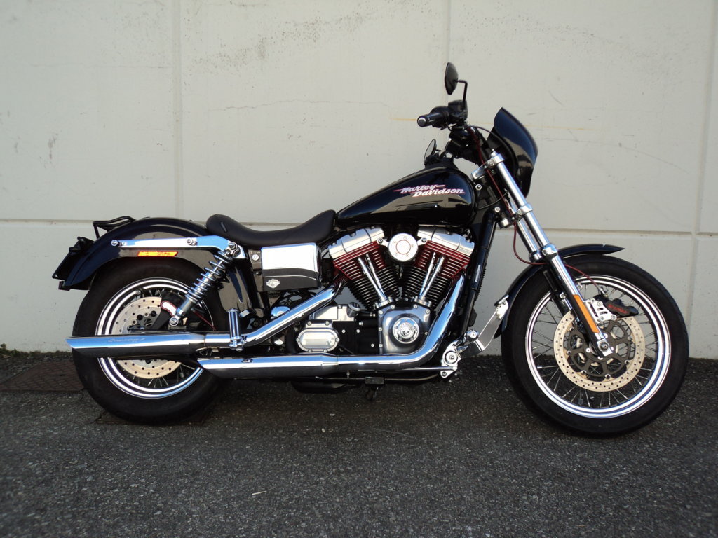 Harley Davidson Dyna Super Glide 