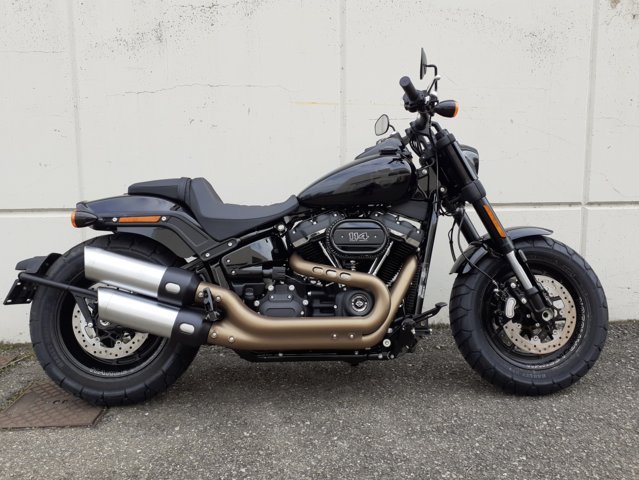 Fat Bob® 114 Softail® vivid black in pronta consegna
