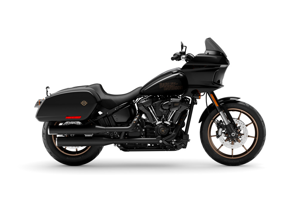 Harley Davidson Low Rider® ST vivid black