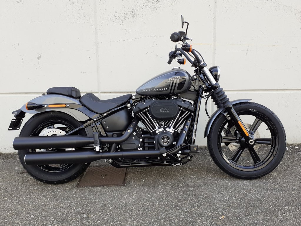 Harley Davidson Street Bob® gauntlet gray metallic