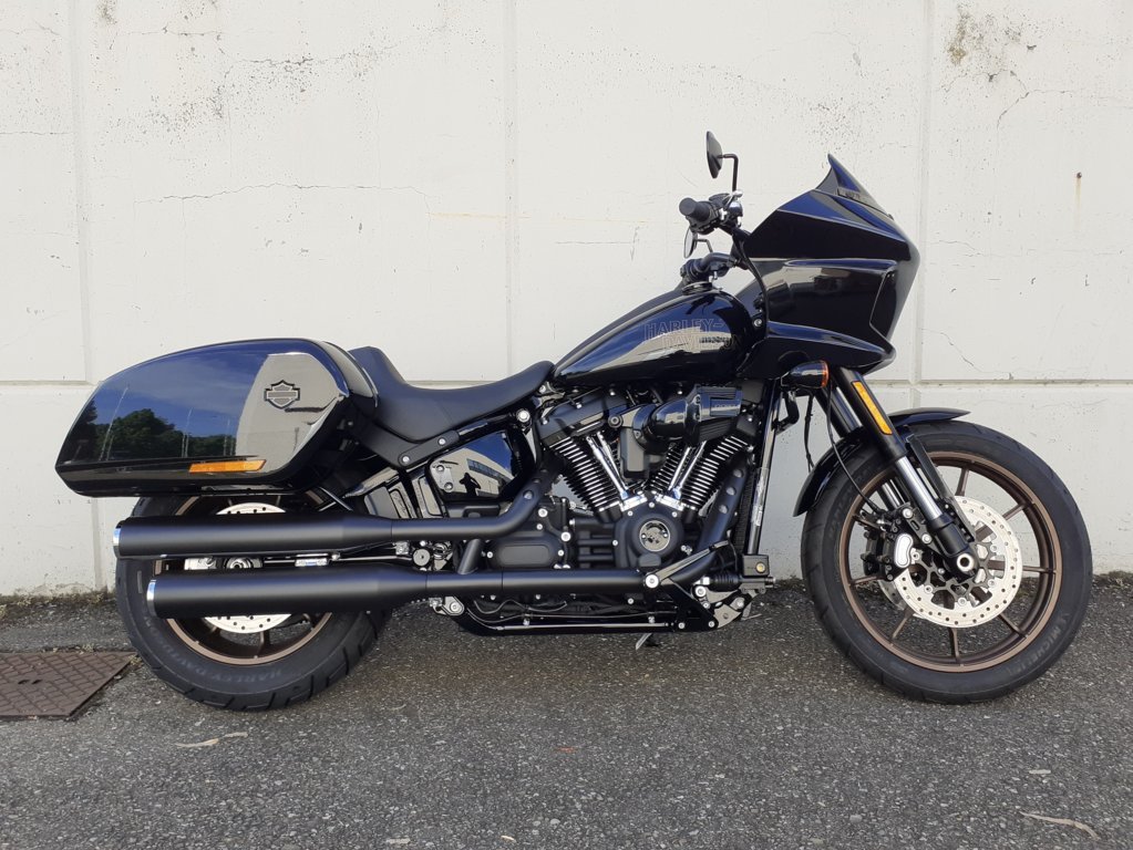 Harley Davidson Low Rider® ST vivid black