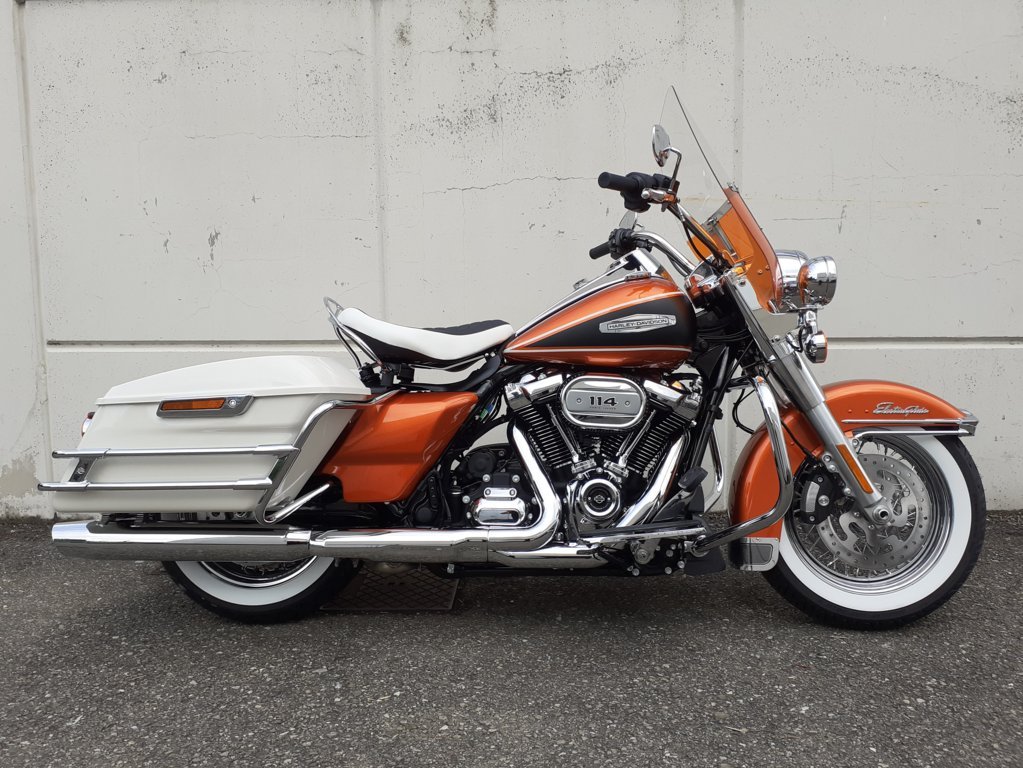Harley Davidson Road King® MAGENTA ORANGE