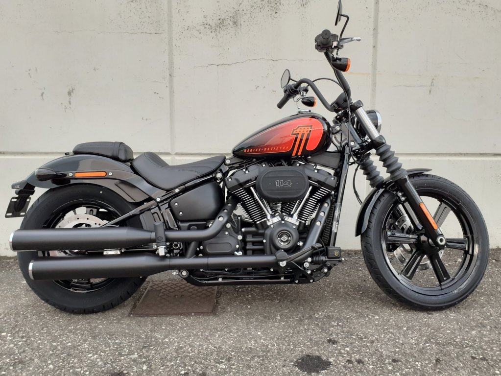 Harley Davidson Street Bob® vivid black