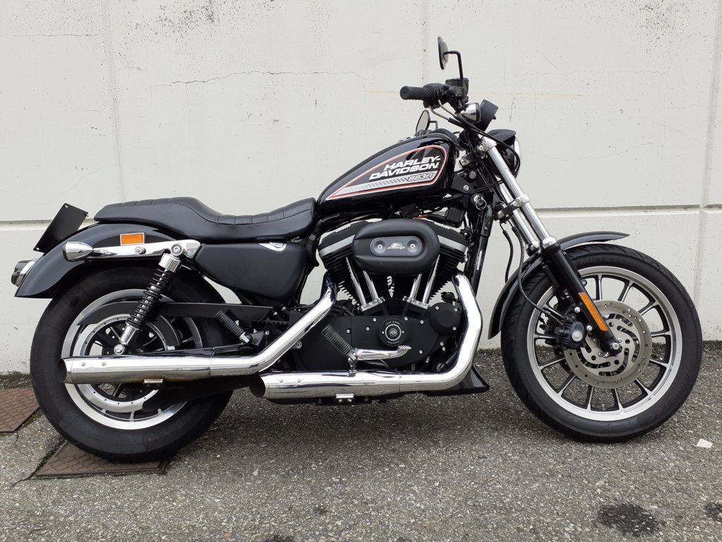 Harley Davidson XL 883R 