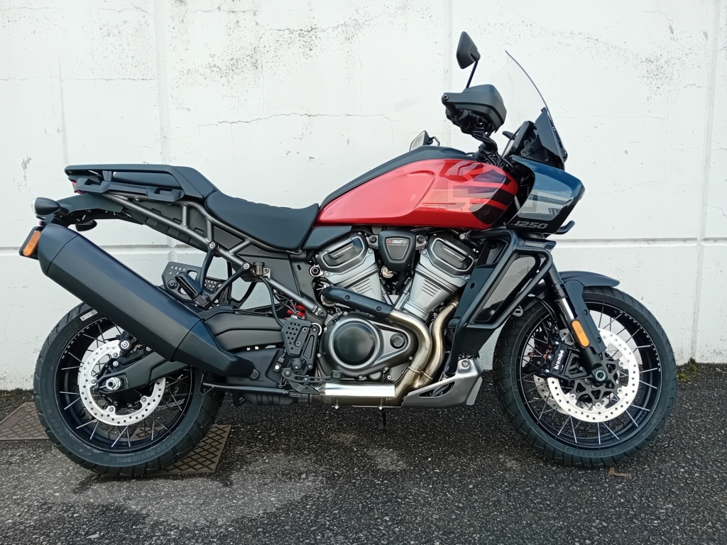 Harley Davidson Pan America™ 1250 Special whiskey fire /raven metallic