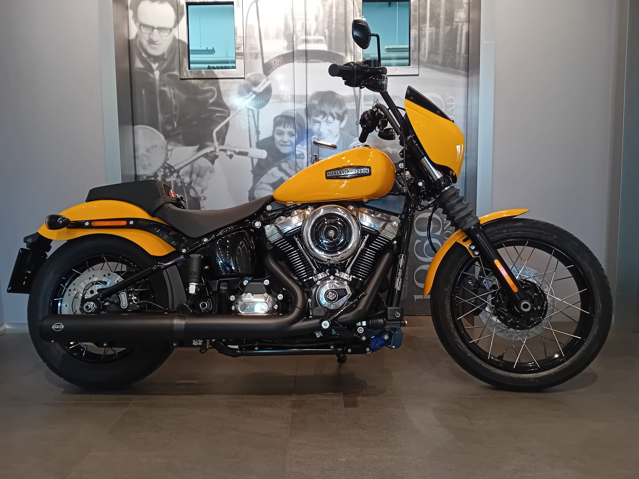Harley Davidson Street Bob&reg; centerline