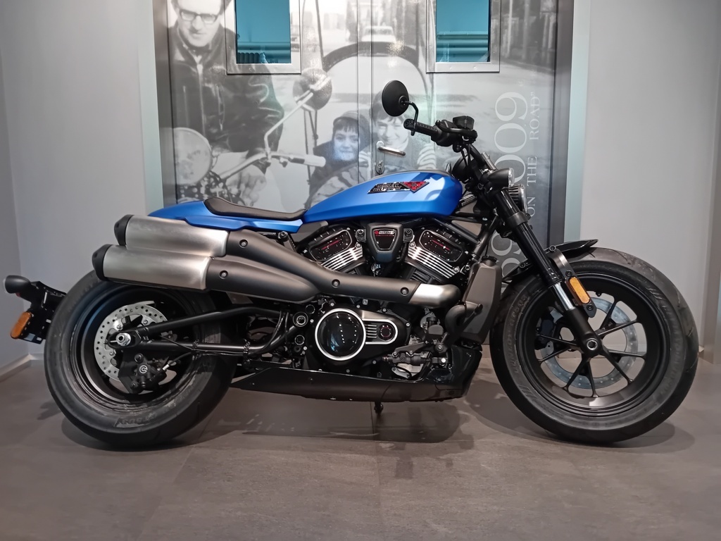 Harley Davidson SPORTSTER S aurora blue